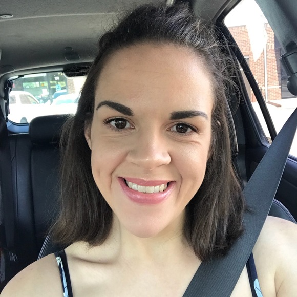 Meet your Posher, Christine - Picture 5 of 10